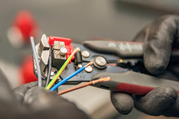 Best Circuit Breaker Repair  in San Juan, TX